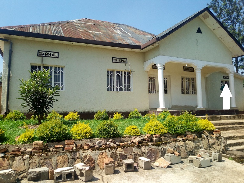 A 6 BEDROOMS HOUSE FOR RENT AT GISOZI